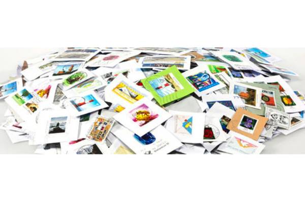 Ein Haufen voller Briefmarken